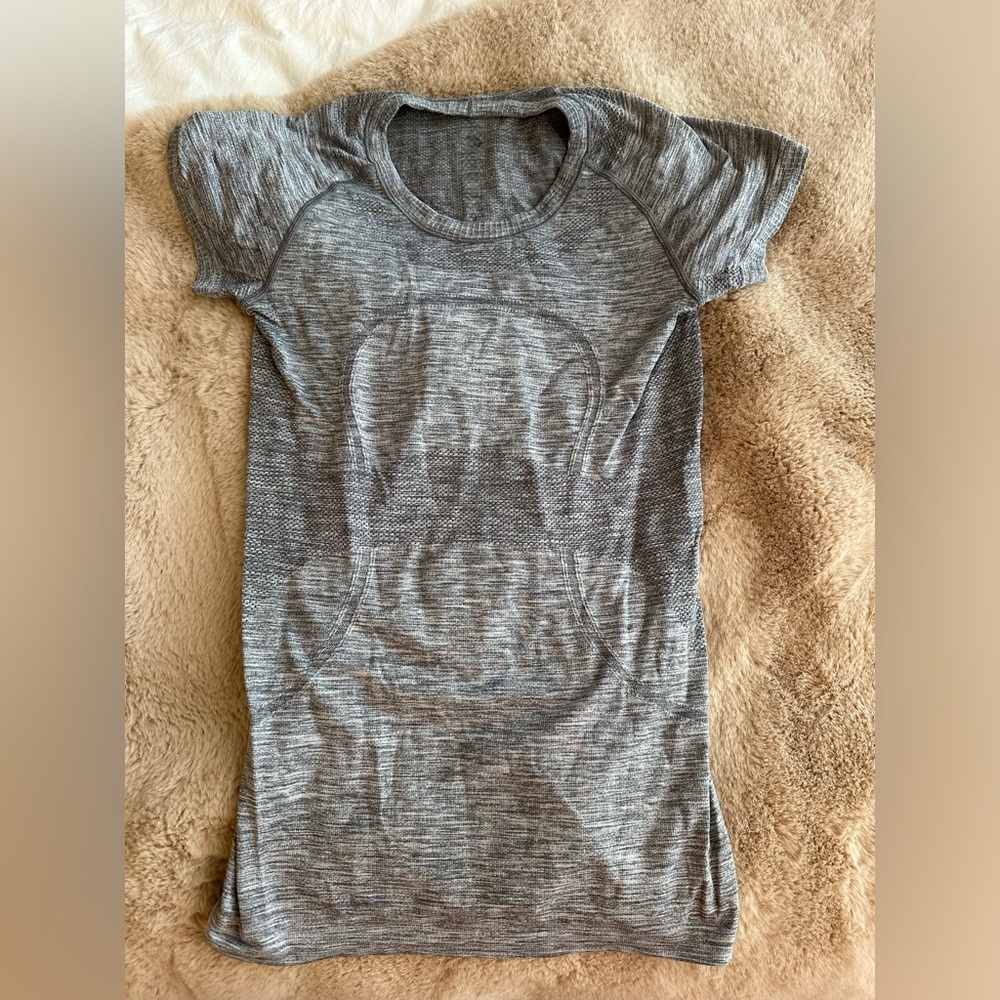 Lululemon Swiftly Tech Short Sleeve